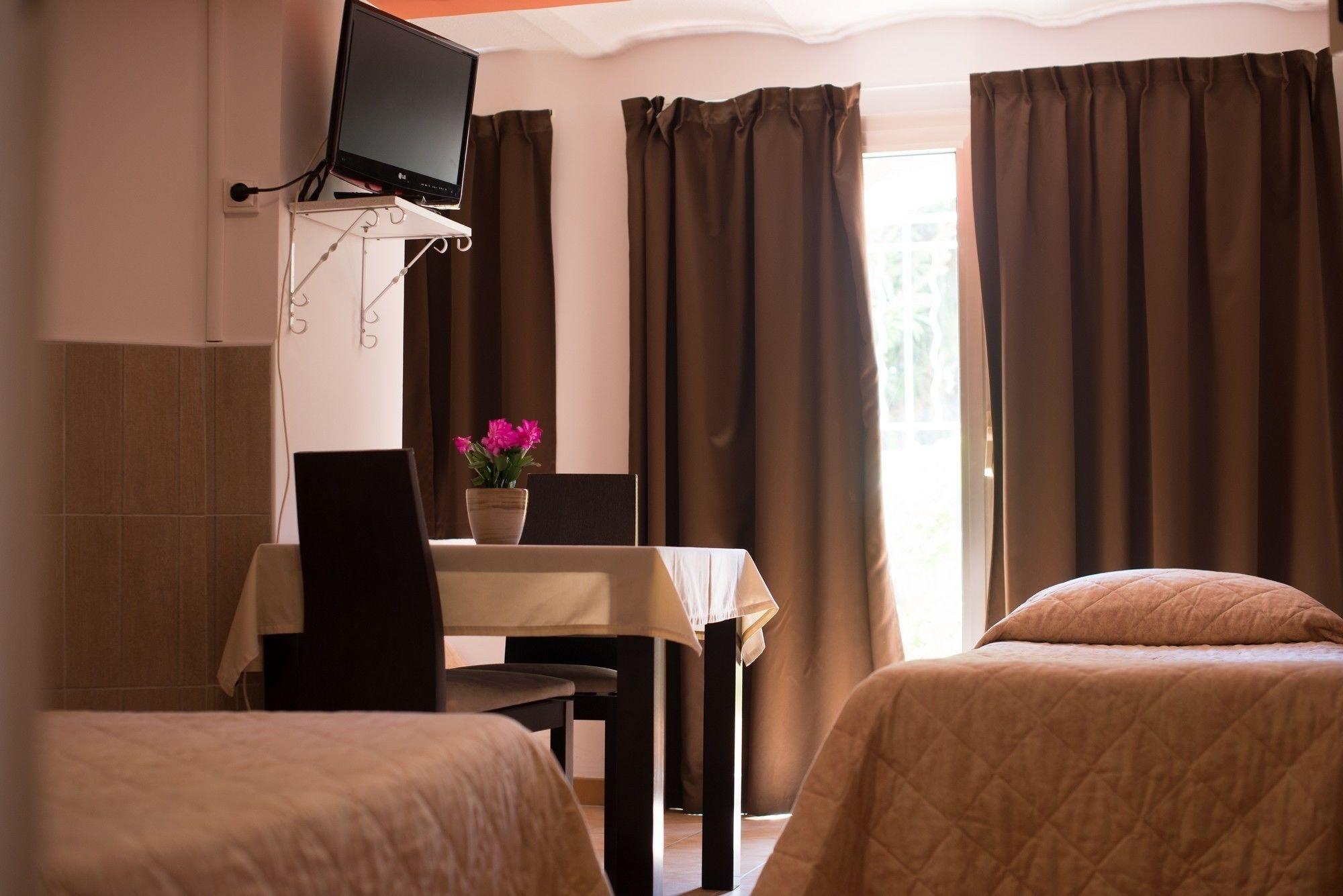 Et Reine D'azur Hotel Roquebrune-Cap-Martin