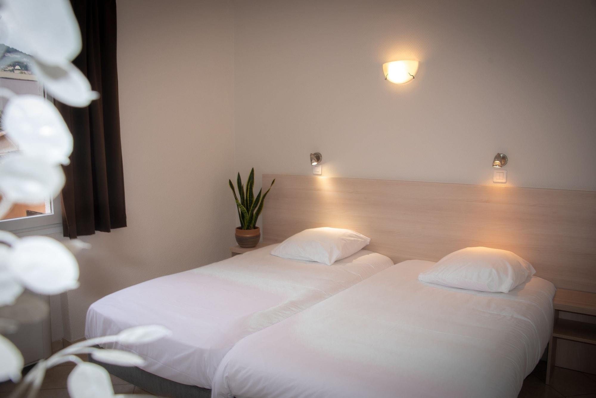 Et Reine D'azur Hotel