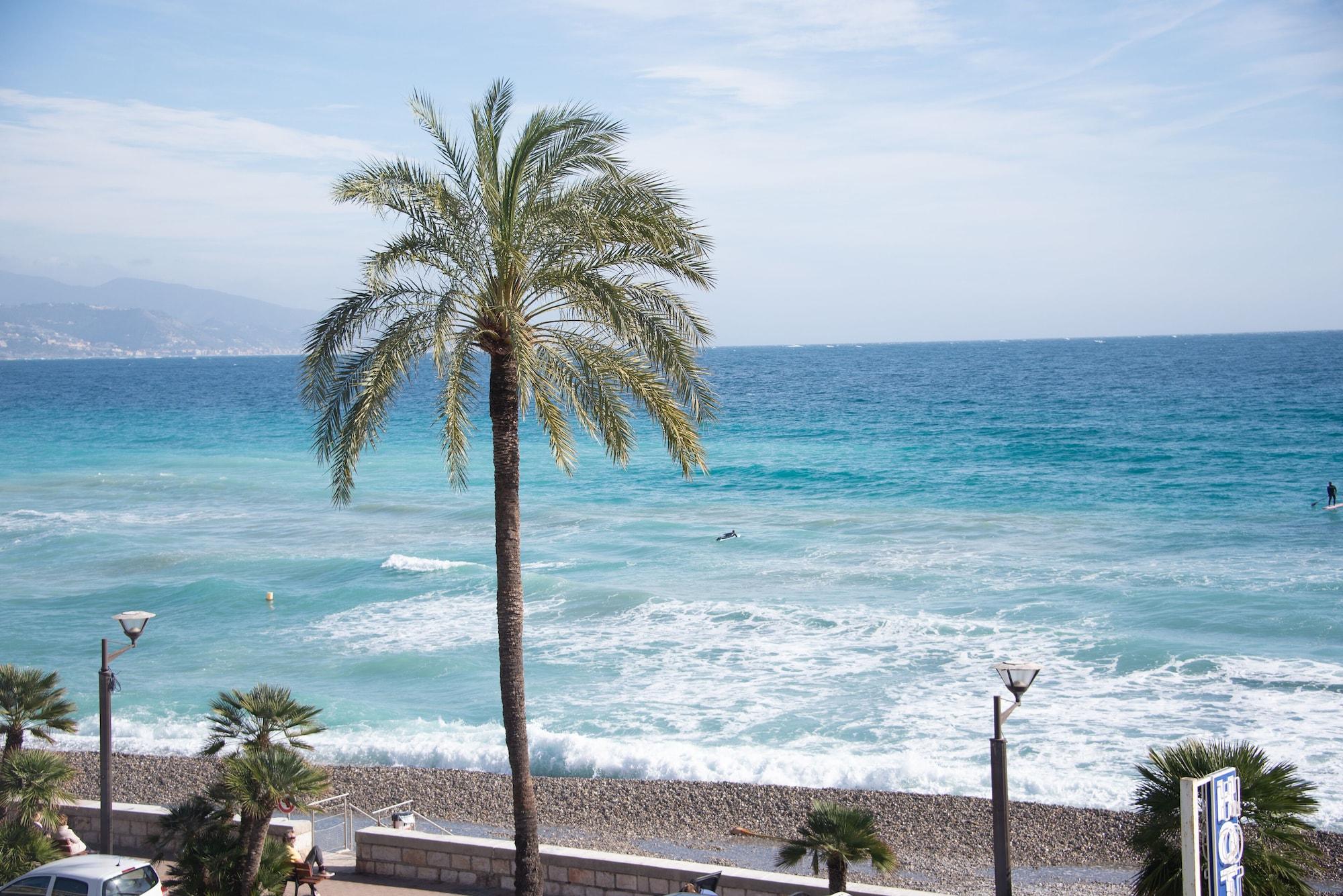 Et Reine D'azur Hotel