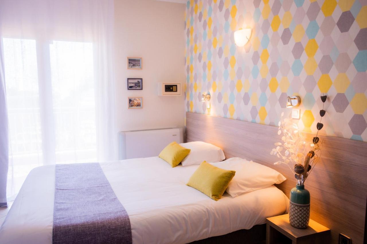 Et Reine D'azur 3*
